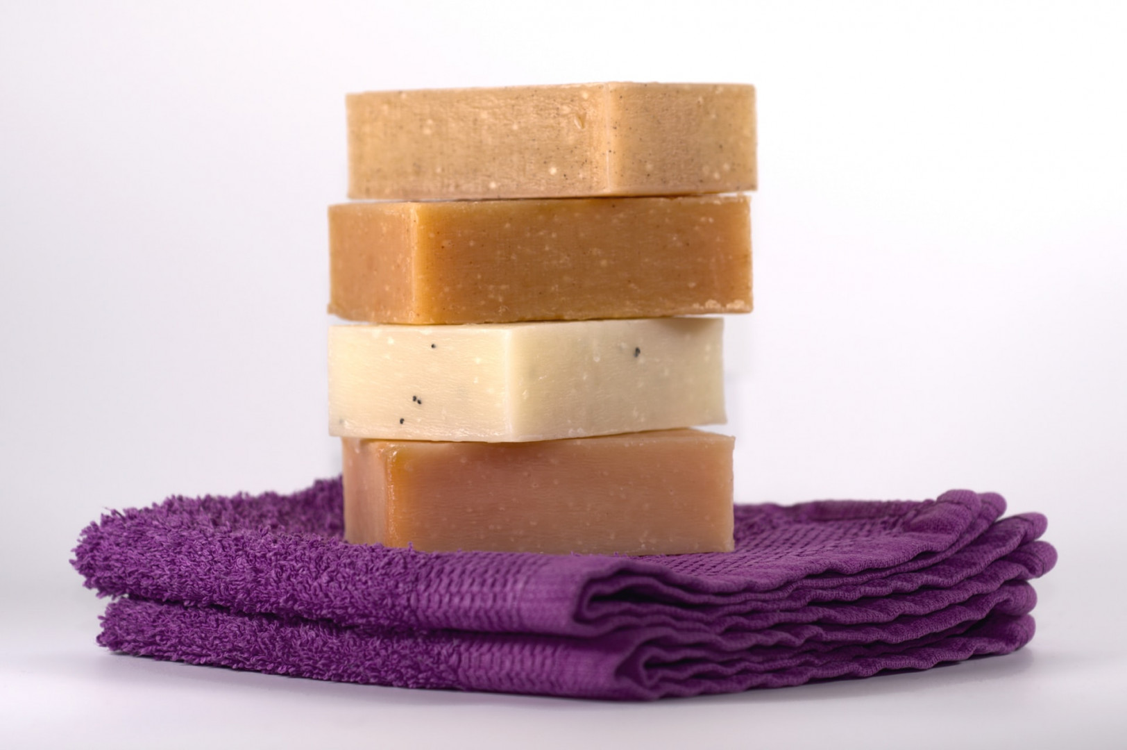 Natural Cosmetics and Olive Oil Soap-Making in Thessaloniki - Grekaddict
